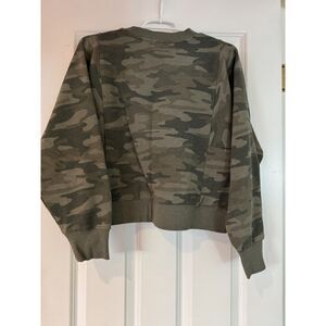 Women's Z SUPPLY Cropped Camo Pullover Sweatshirt Size Small